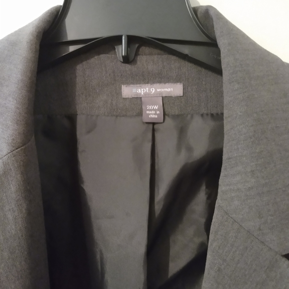 Women's gray suit jacket - Picture 2 of 2